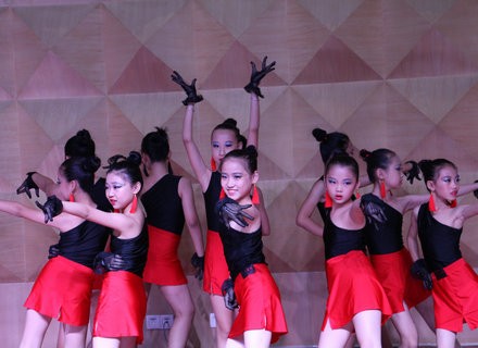 河北省第八届“校外教育杯”系列主题比赛--拉丁舞