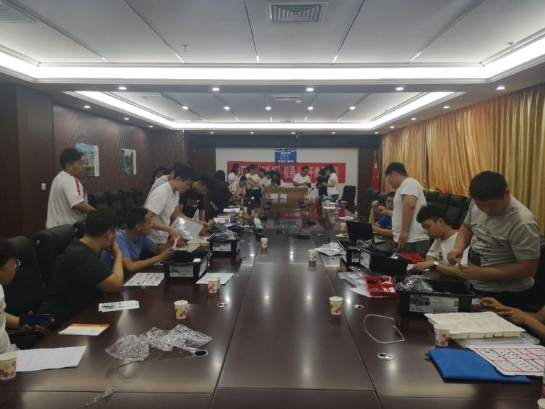 坚持初心，历练成长 －2019桥西区“校外杯”机器人骨干教师培训